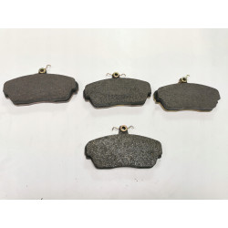 Klocki hamulcowe komplet przód GAZELA 3302-3501800-02 3302-3501170